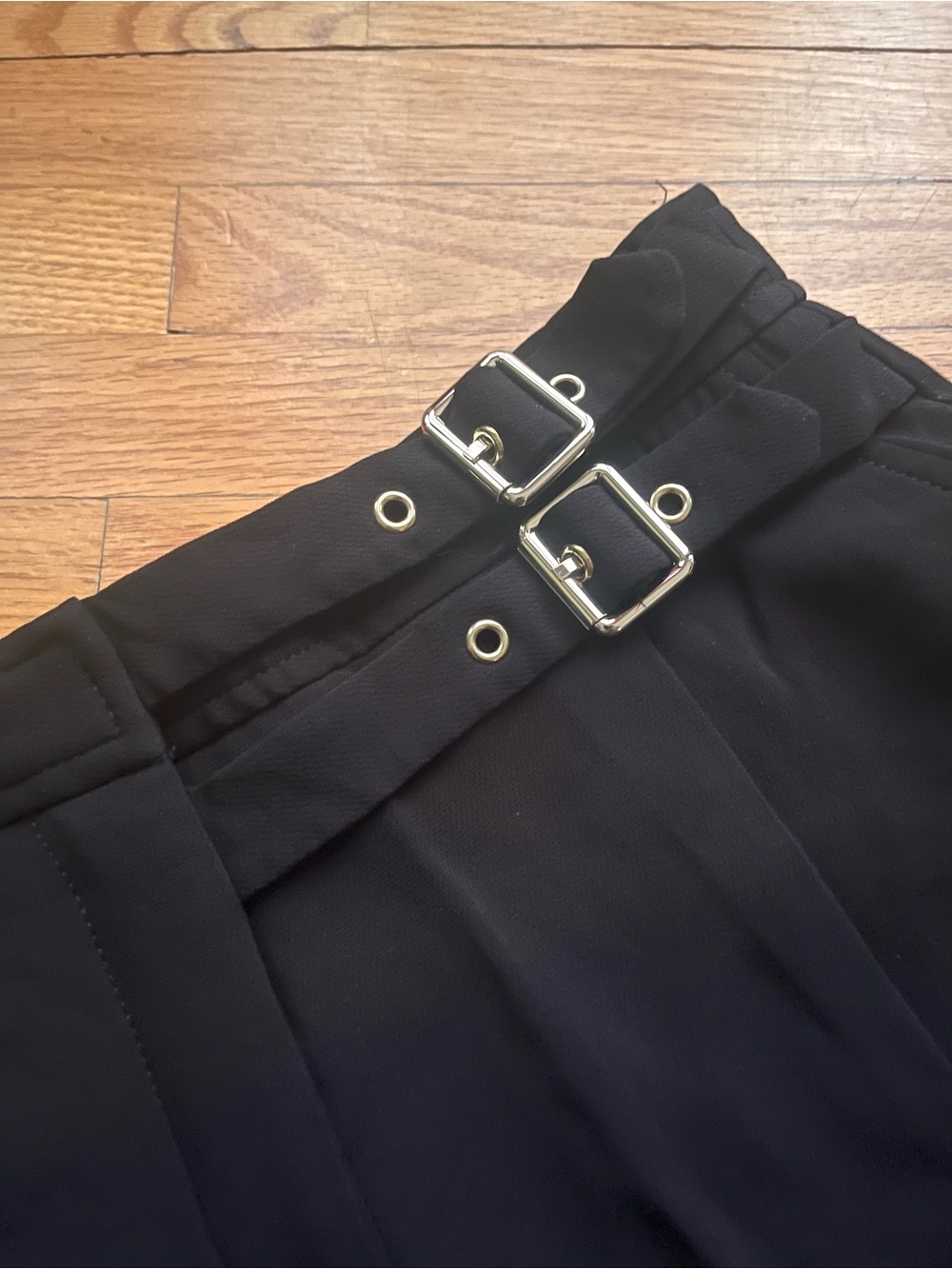 SANDRO Black Danna Cropped Double Buckle Trouser Pants Sz 38 fits like a 6 - Picture 5 of 9